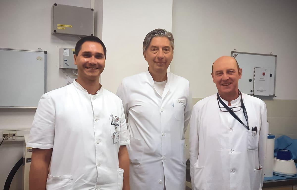 Liječenje muške neplodnosti, Centar za reprodukcijsku medicinu i andrologiju KBC-a Zagreb, prof. dr. sc. Dinko Hauptman, akademik Željko Kaštelan i prof. dr. sc. Davor Ježek.