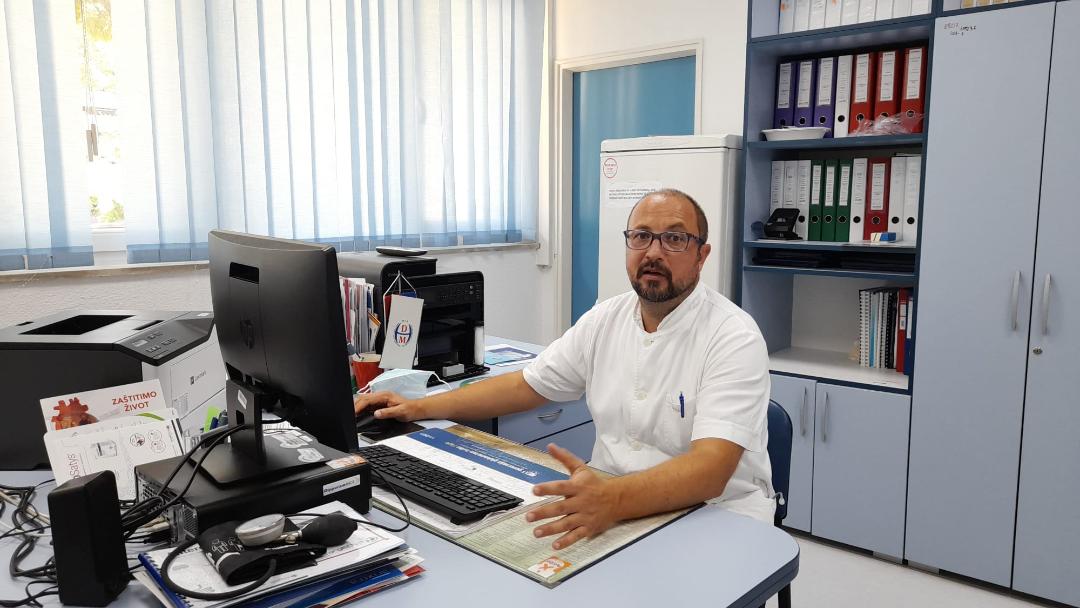 Dr. Nazlić