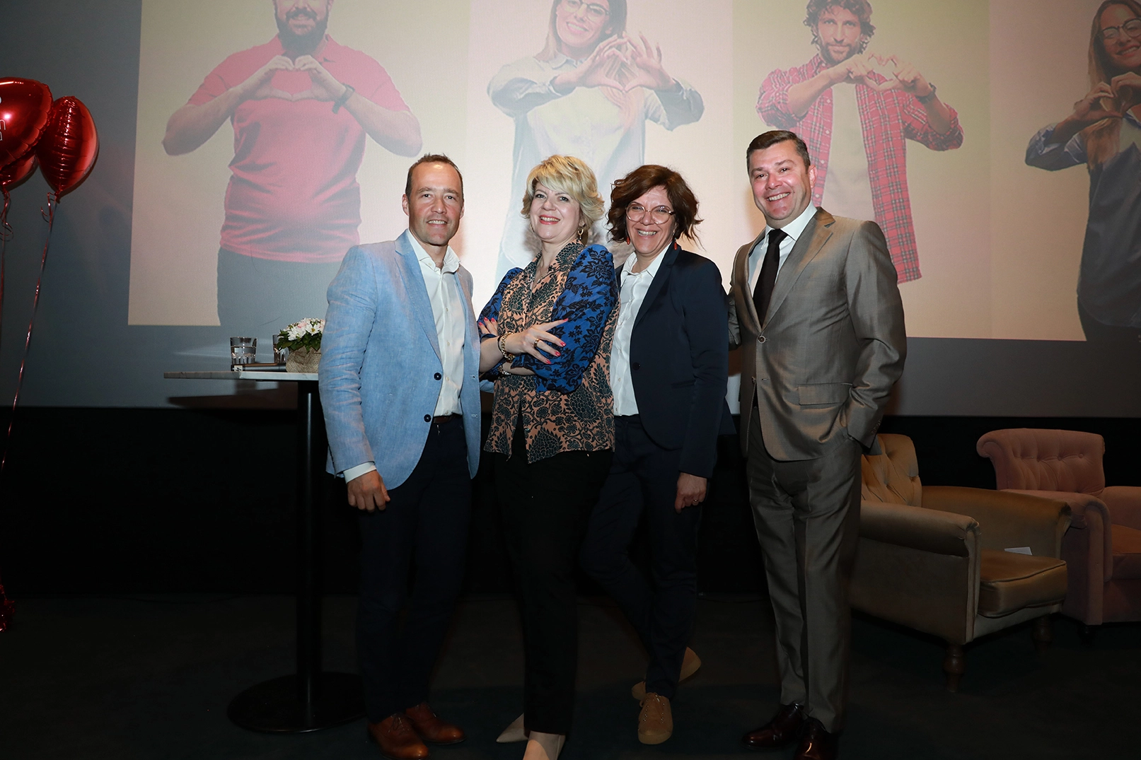 Kardiolozi izv. prof. dr. sc. Sandro Brusich, prim. dr. sc. Borka Pezo Nikolić, doc. dr. sc. Zrinka Jurišić i izv. prof. prim. dr. sc. Šime Manola na javnoj tribini Udruge "Ritam srca" govorili su o aritmijama, metodama liječenja, elektrostimulatorima i ICD uređajima.