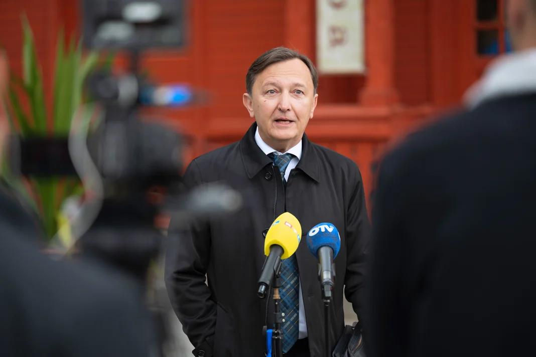 Akademik Davor Miličić, predstojnik Klinike za bolesti srca i krvnih žila KBC-a Zagreb, predsjednik Hrvatskog kardiološkog društva. Press konferencija 