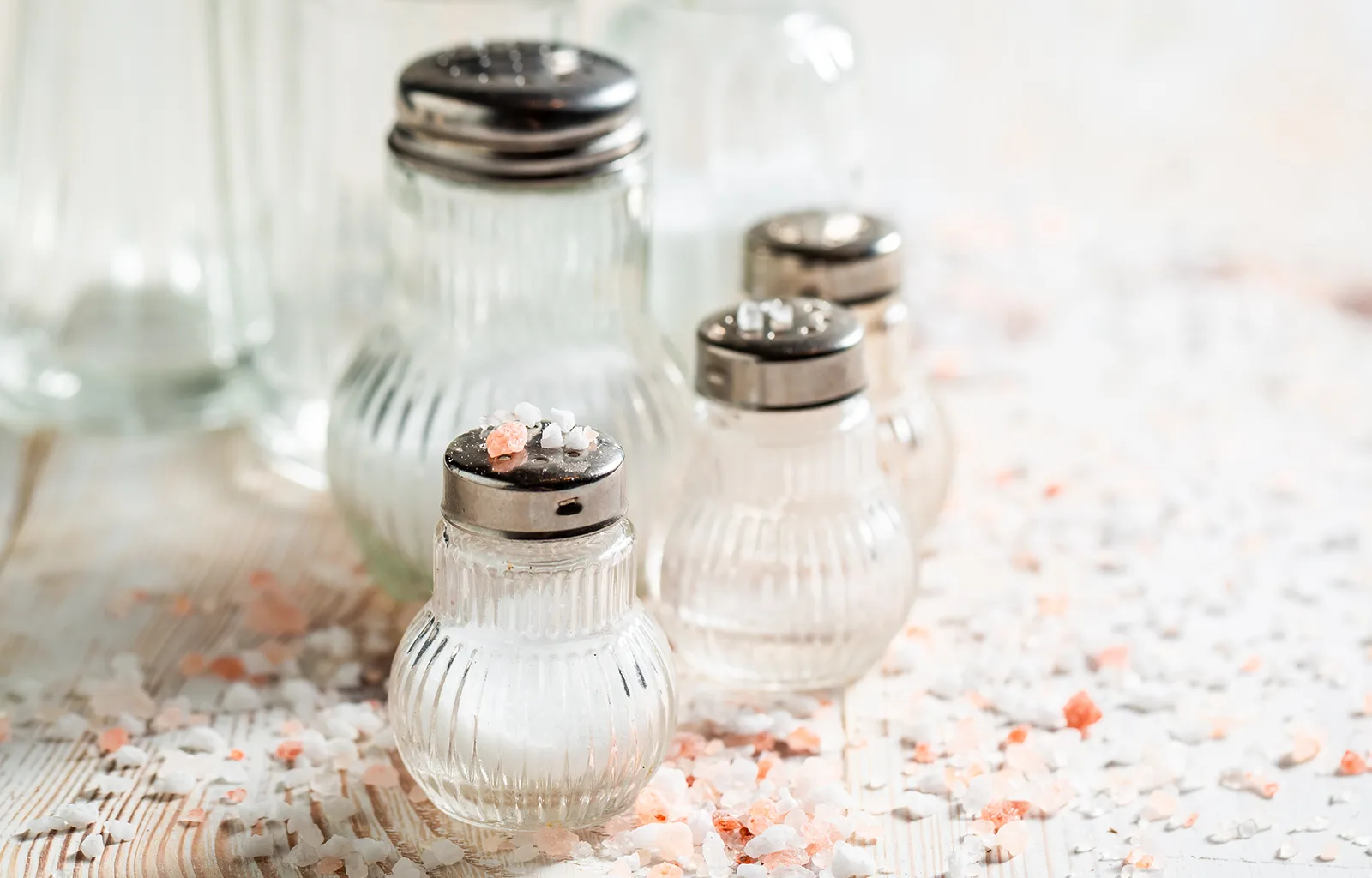 Trendovi pri izboru vrste soli u prehrani; naslovna ilustracija; specijal rubrike Zdravstvena pismenost o soli i šećeru