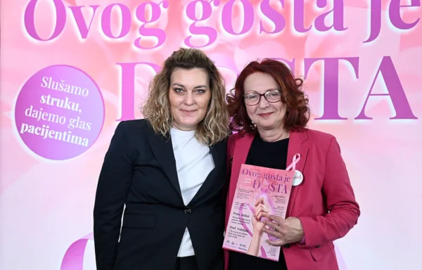 Doc. dr. sc. Ivana Mikolašević, dr. med, iz KBC-a Rijeka i Ljiljana Vukota, prof. psih., na panel diskusiji "Ovog gosta je dosta!" u Zagrebu 18. veljače 2025. godine. Foto: portalzdravlje.hr