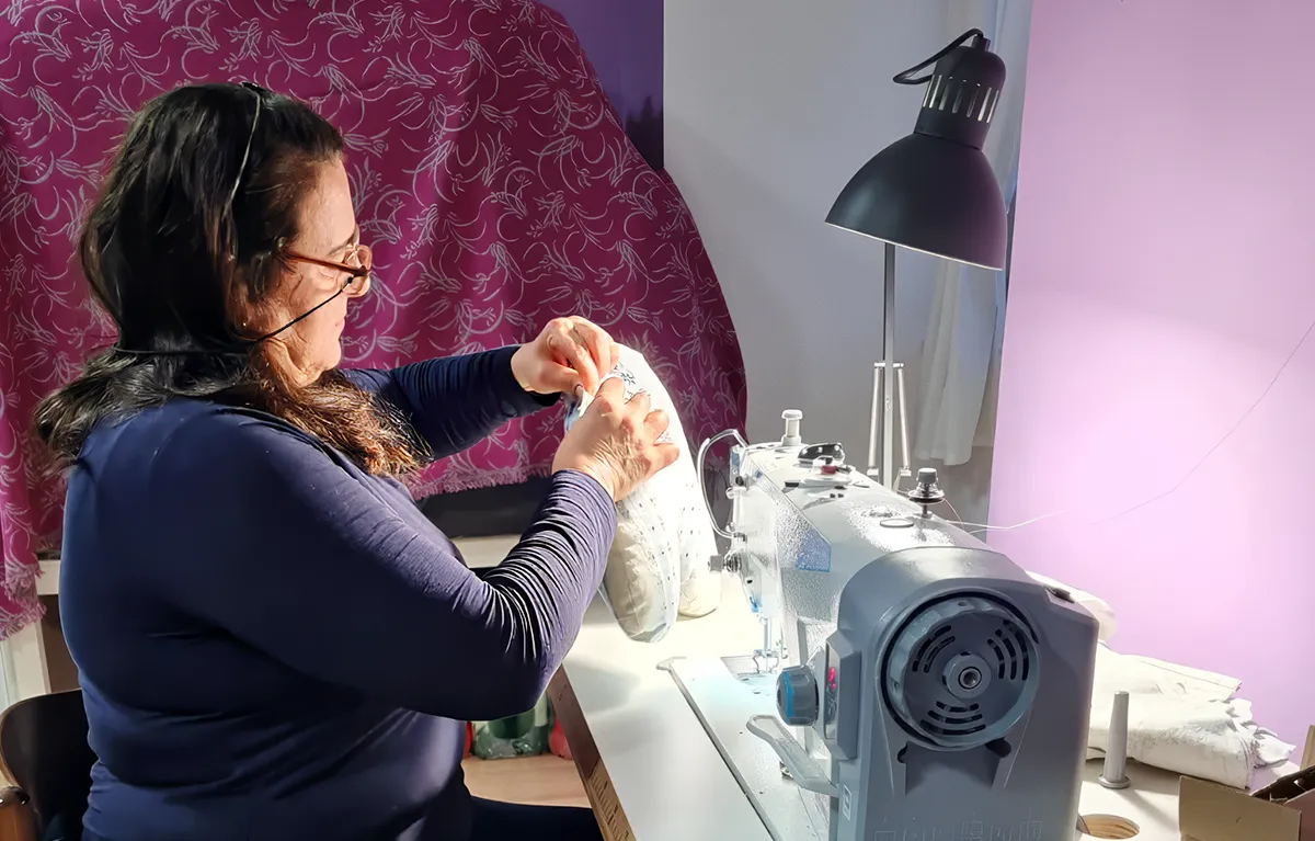 PZ-foto-dana-Liga-protiv-raka-Valpovstine Šivanje postoperativnih jastučića za pacijentice nakon operacije raka dojke, Liga protiv raka Valpovštine