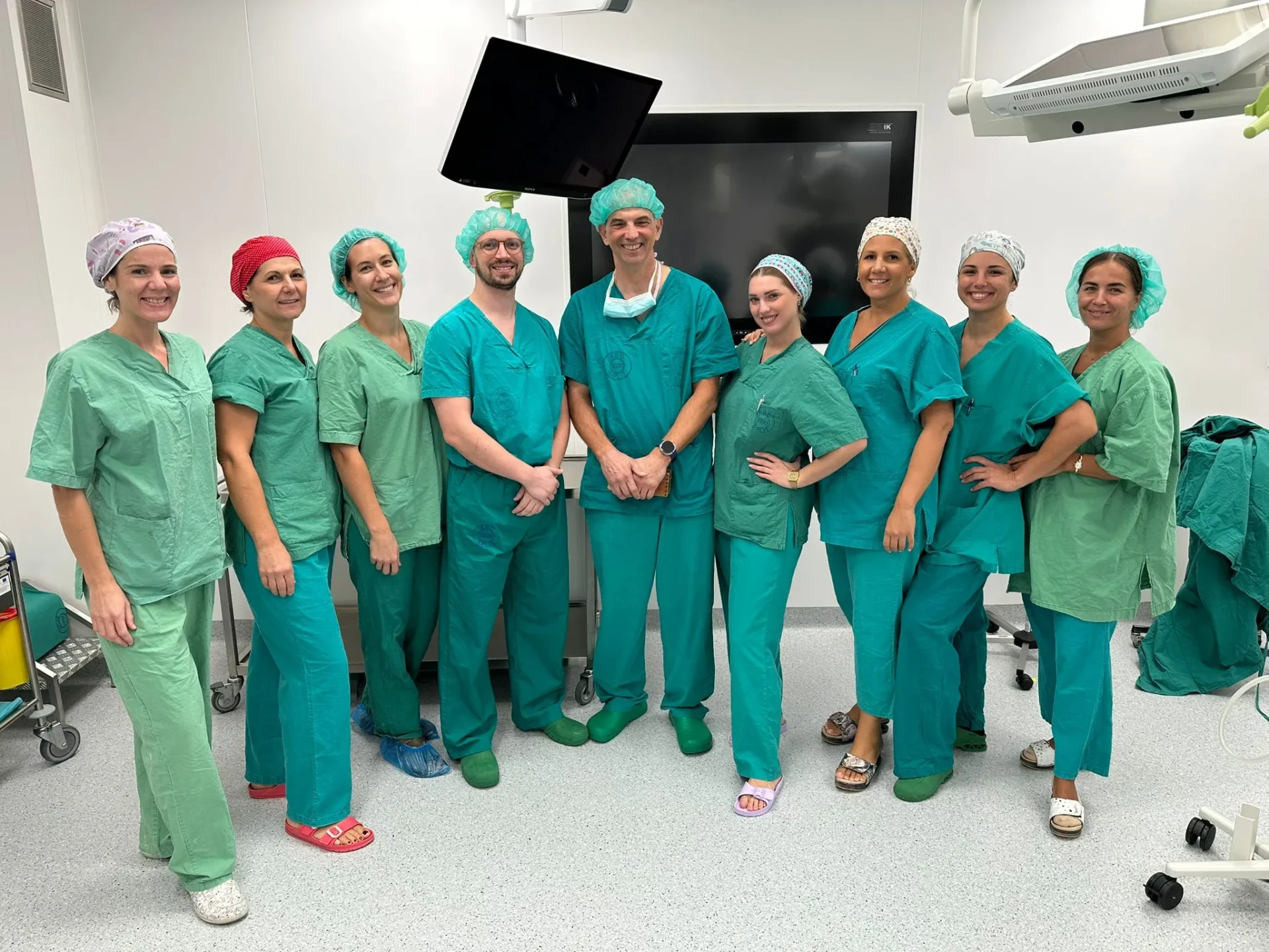 Kirurško liječenje rizatroze Tim KBC Split koji je napravio zahvat liječenja rizatroze.