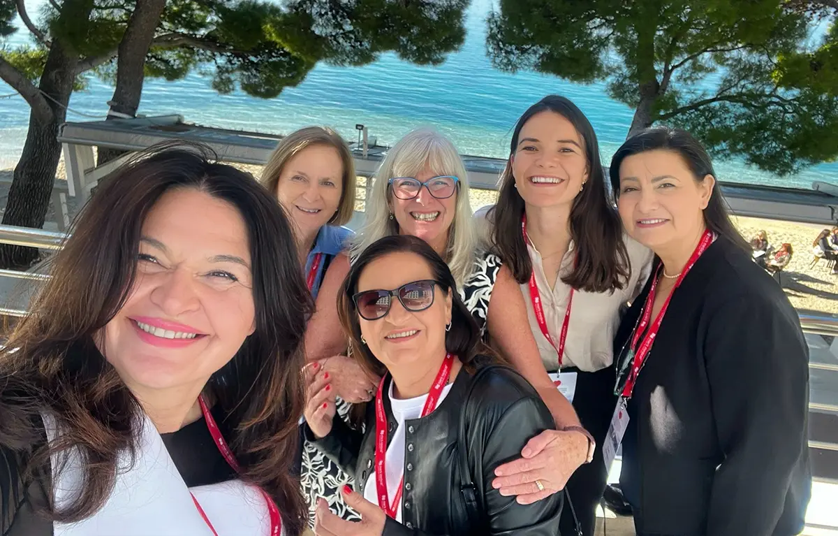 Makarska-12-kongres-HUKMS-a-Karabatic Medicinske sestre, 12. kongres kardioloških sestara u Makarskoj, iz Hrvatske, BiH, Austrije, Grčke i SAD-a