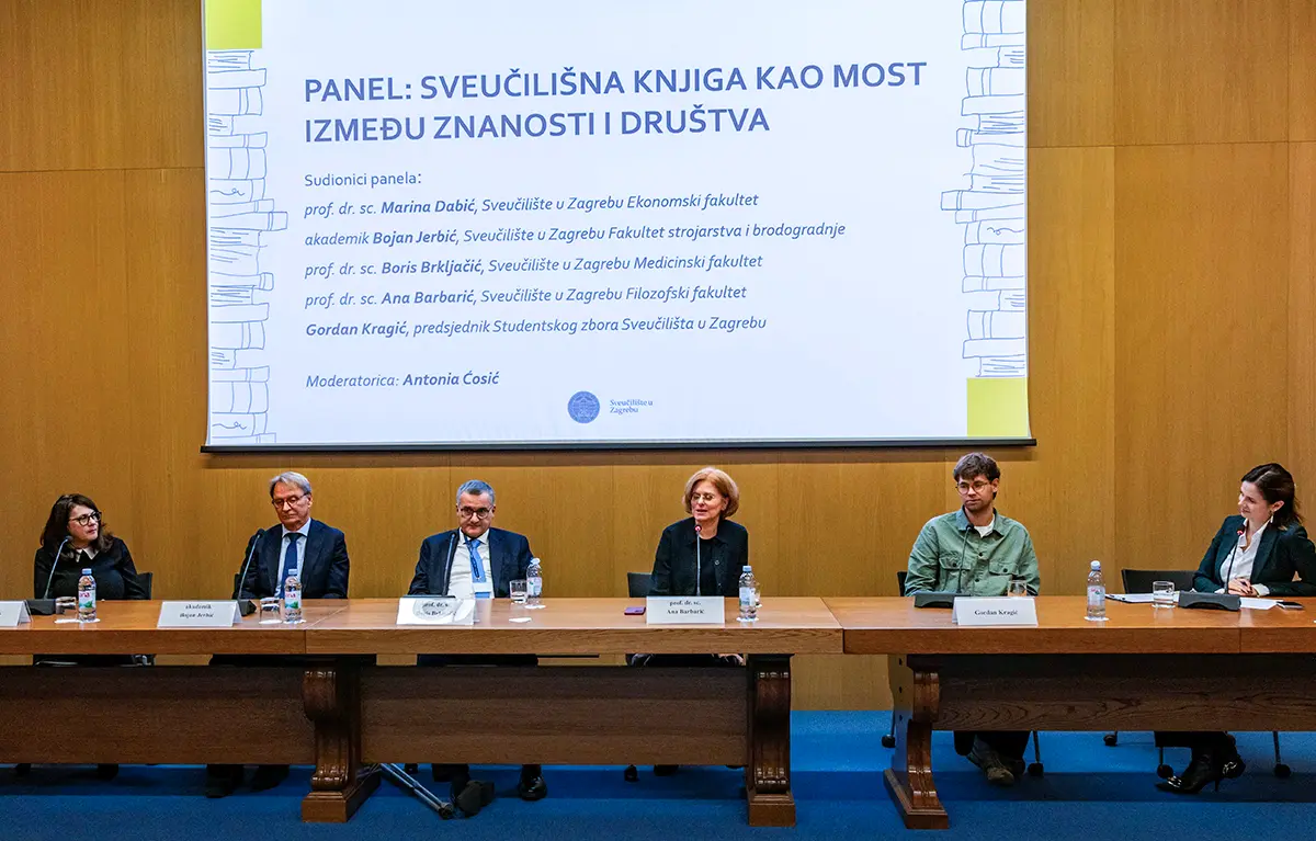 foto-dana-Sveucilisna-knjiga-umjetna-inteligencija Panelisti na raspravi "Sveučilišna knjiga kao most između znanosti i društva"; knjiga i umjetna inteligencija
