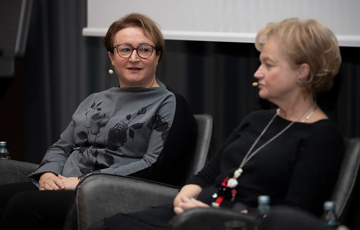 Predsjednica Udruge za zdravstvenu pismenost dr- Ljiljana Ćenan i prim. dr. sc. Ines Balint, predsjednica Povjerenstva primarne zdravstvene zaštite u Hrvatskoj liječničkoj komori, na konferenciji Ovisnost o pušenju – što čini Hrvatska?, u organizaciji Portala Zdravlje, na temu ovisnost o pušenju