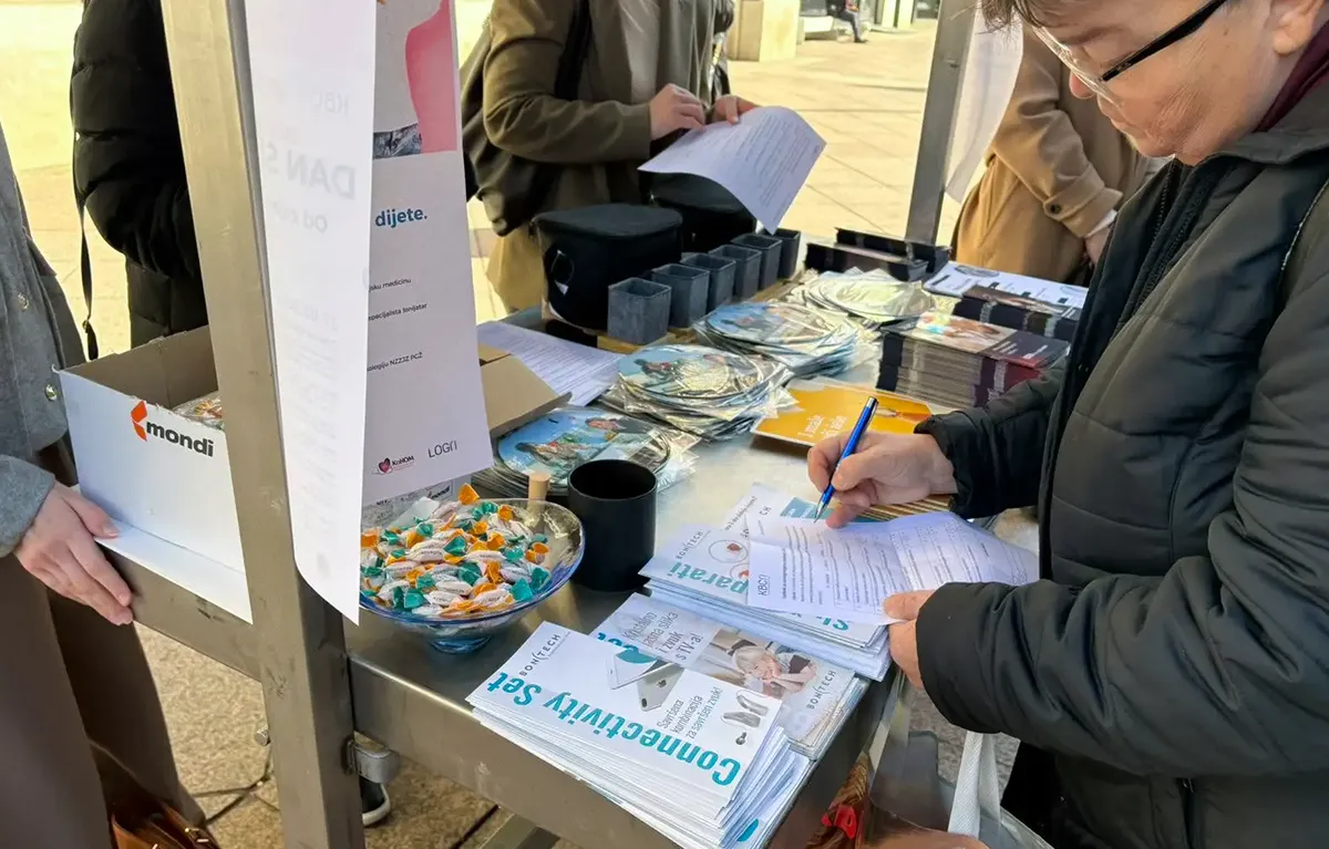 Javnozdravstvena akcija za Svjetski dan sluha na Korzu u Rijeci, ožujak 2026.