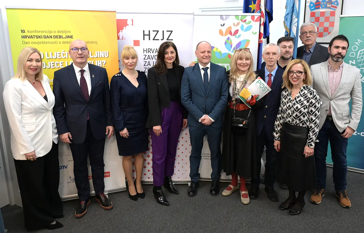 Panelisti i uzvanici na konferenciji  Dan osviještenosti o debljini